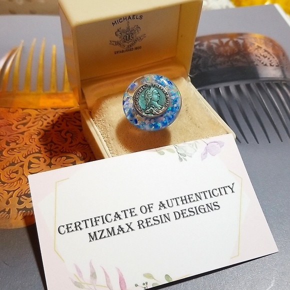 FLOATING OPALS MzMax Resin Designs Ring - Picture 4 of 8